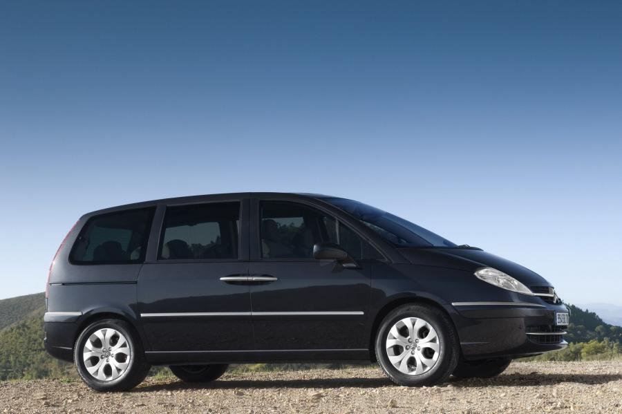  Citroen C8 2002 года  (фото 21 из 28)